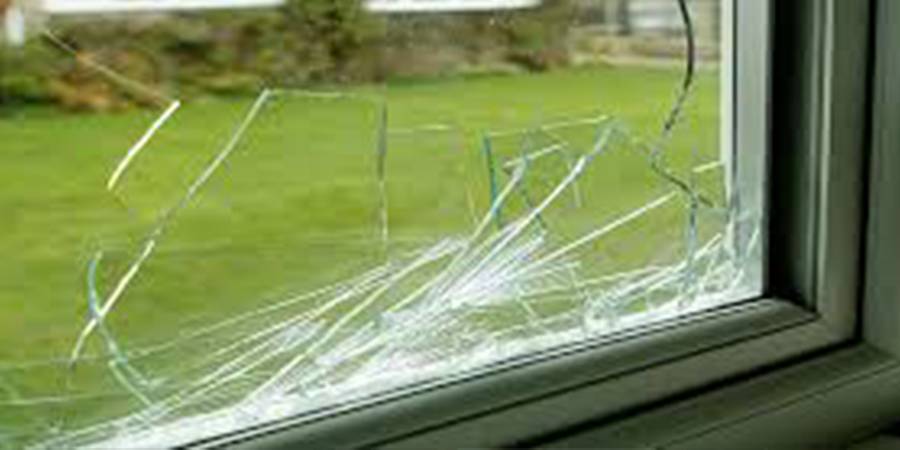 Autonomi Bygger Twisted Residential Glass Repair - Home Glass Repair 24/7